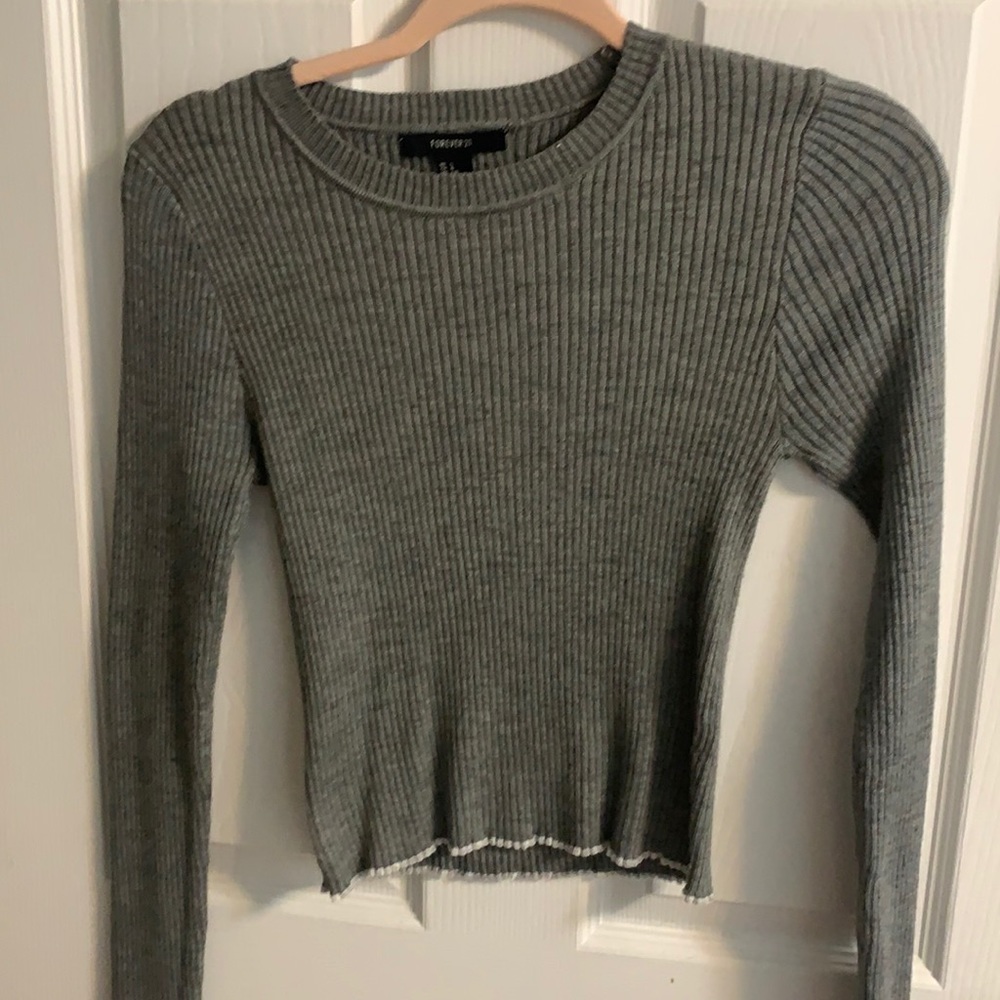 Forever 21 cropped grey sweater